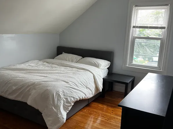 401 Waterman Ave Floor 2, East Providence, RI 02914