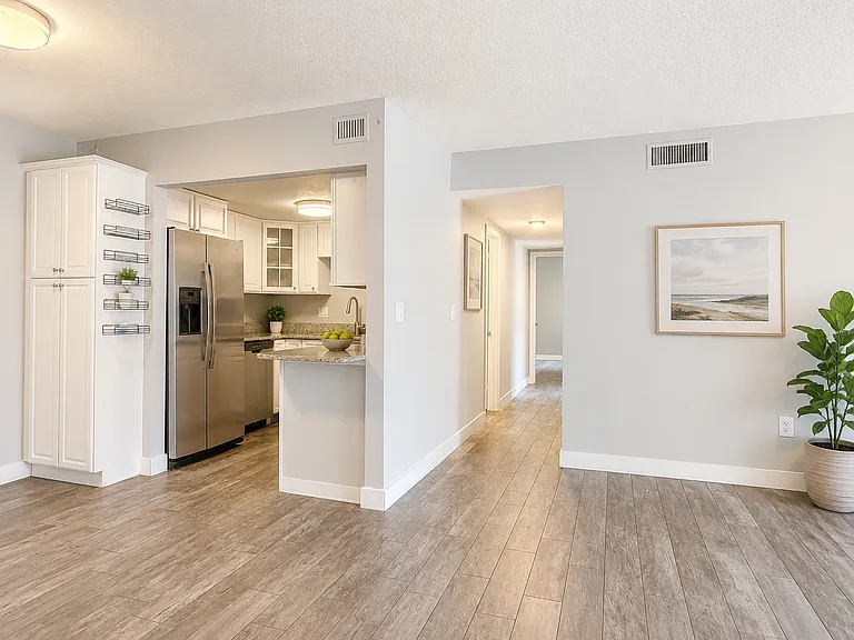 912 Lake Destiny Rd #D — Photo 10