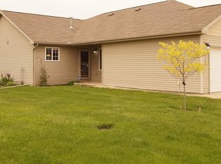11329 N Daisy Dr, Dunlap, IL 61525