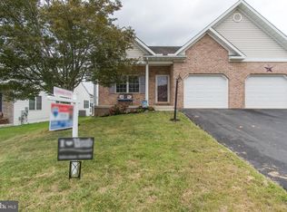 14226 Shelby Cir, Hagerstown, MD 21740