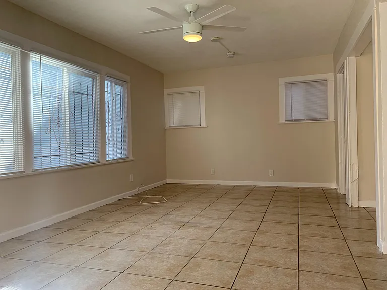 2116 Adair St #2118-1/4 — Photo 7
