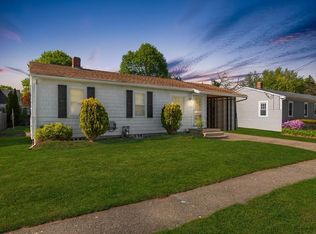 14 Sylvia Rd, Peabody, MA 01960