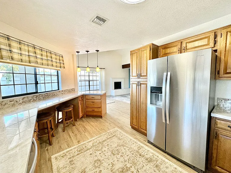 1732 Woodbrook Ln — Photo 11