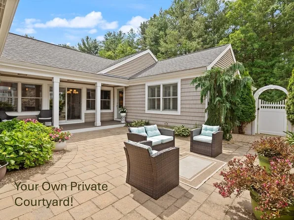 40 Tall Pine Dr Unit 2, Sudbury, MA 01776