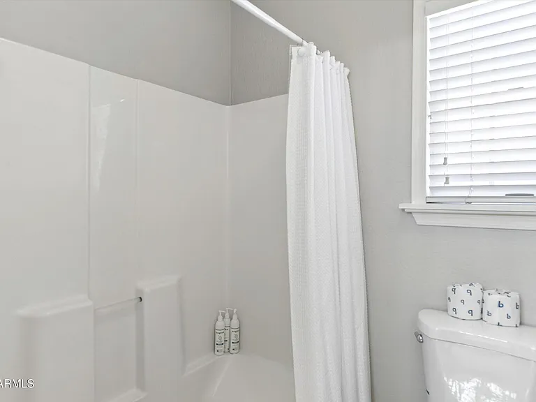 8611 W Foothill Dr — Photo 49