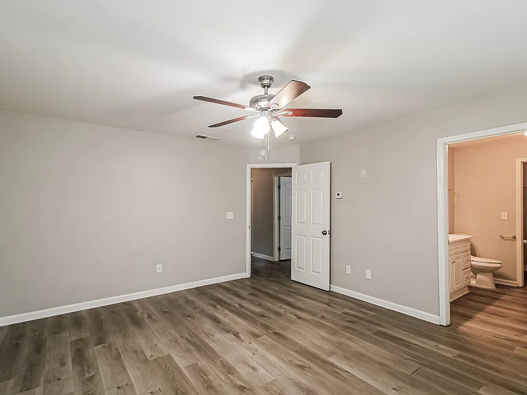 1510 Persimmon Trce — Photo 11