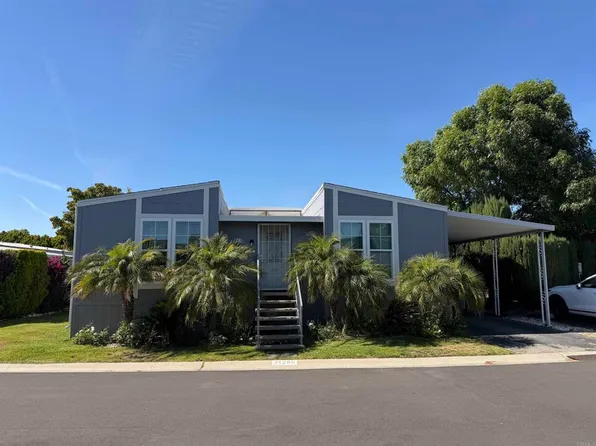 21205 Blue Curl Way, Canyon Country, CA 91351