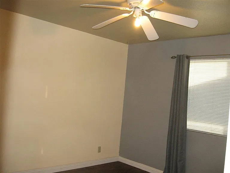 8113 Sickle Ln — Photo 7