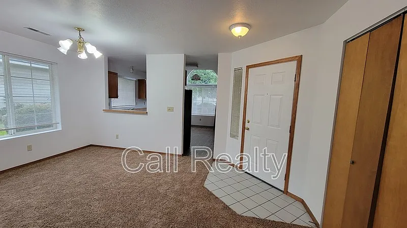 3 bed, 2.0 bath, 1500 sqft, $1,775 — Photo 2