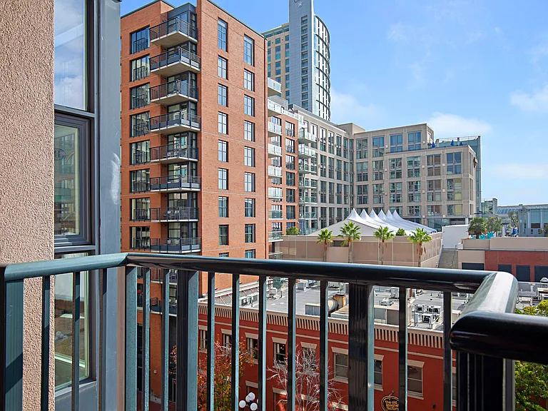 530 K St #503 — Photo 22