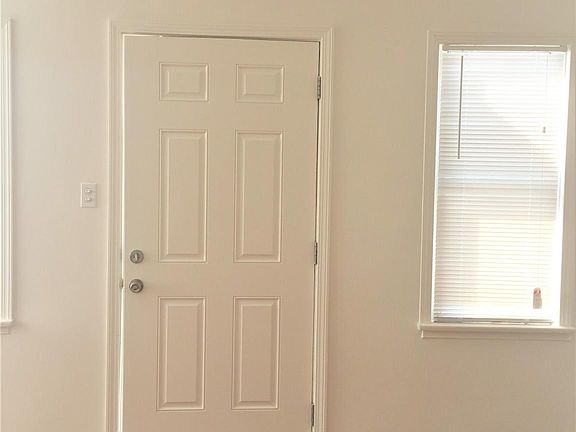 5th image of 3509 Ellison St #3509