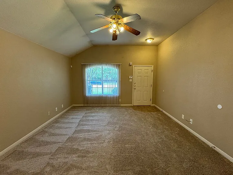 Sales--4706 John David — Photo 3