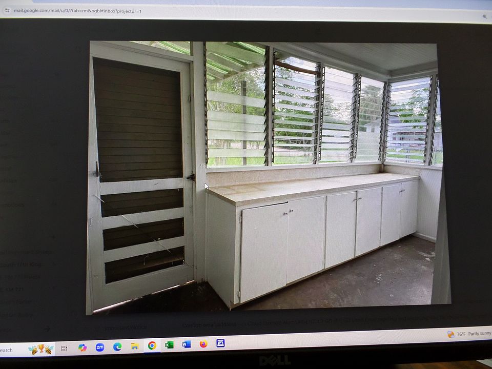 2nd image of 429 E Warren Ave