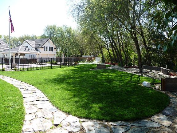 4th image of 3070 Bastone Ct