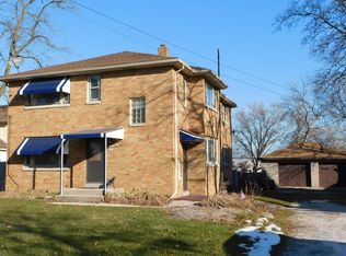 4468 S Whitnall Ave, Saint Francis, WI 53235