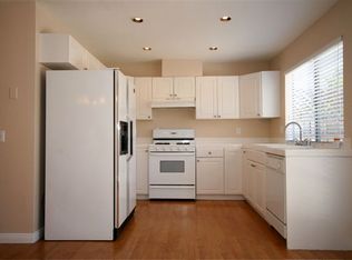 1092 Palmetto Way APT F, Carpinteria, CA 93013