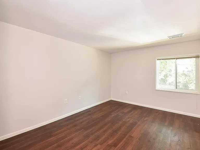 1534 Northgate Sq #22 — Photo 14