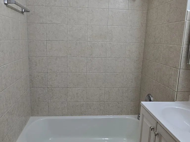 11180 Moraine Dr — Photo 7