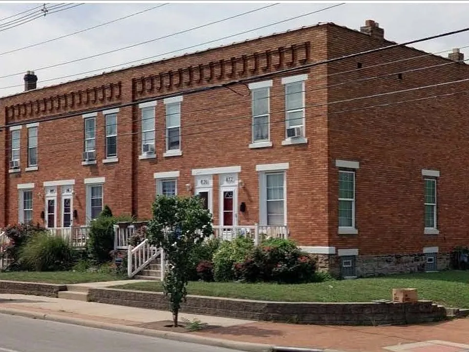 850-852 E Livingston Ave