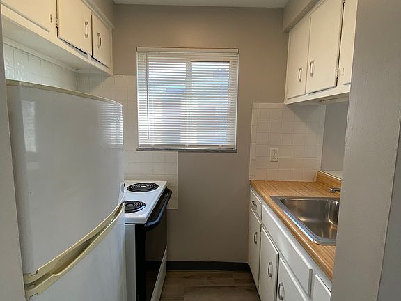 4th image of 3000 Denison Ave #11176048