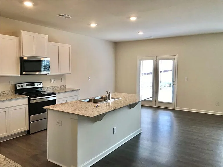 133 Rapps Ave — Photo 3