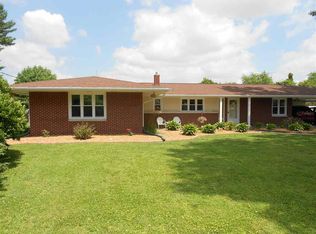 1213 N Vincennes Ave, Petersburg, IN 47567