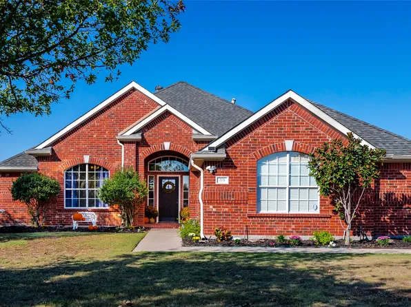 215 Lakeside Dr, Shady Shores, TX 76208