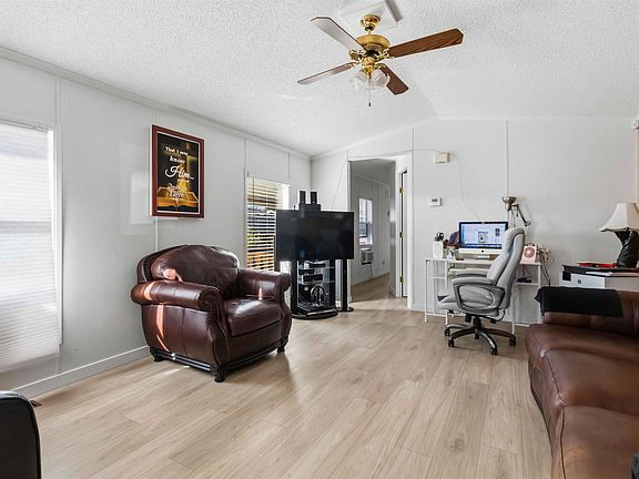 4th image of 5742 Unsworth Rd #74