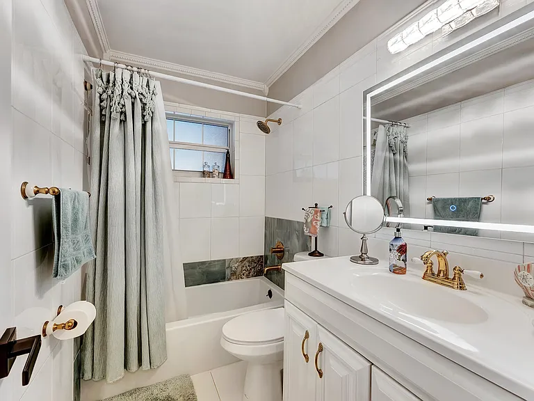 661 Eagle Cir — Photo 10