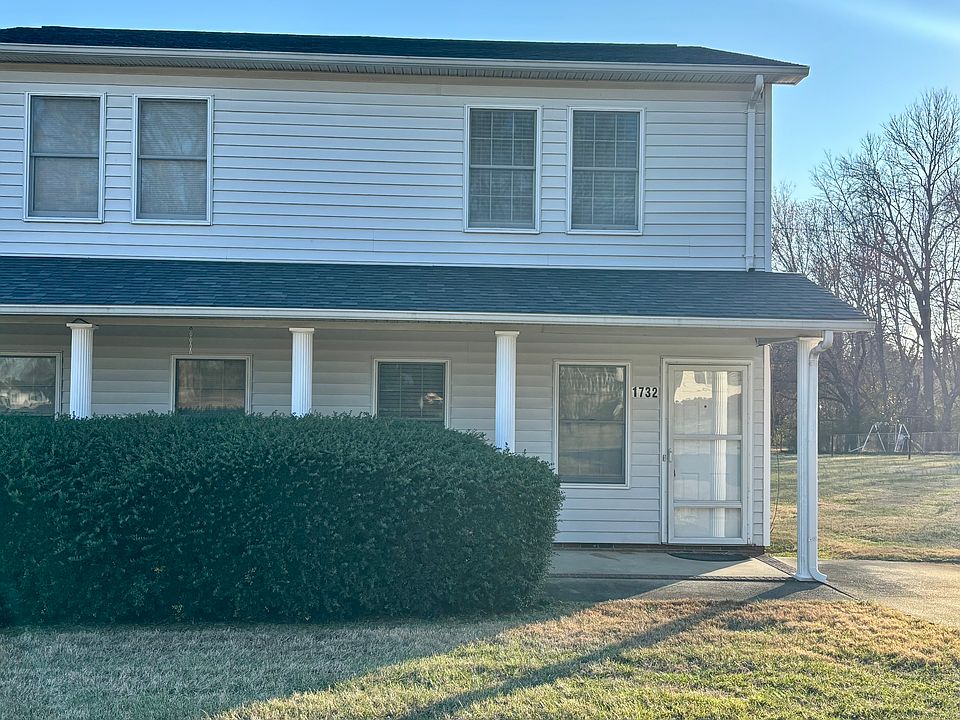 1st image of 1732 Lenora Cir