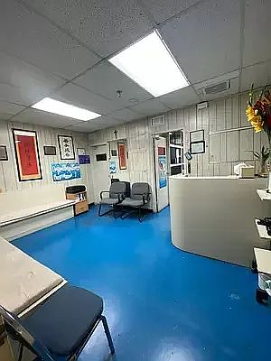 3rd image of 210 Canal St Room 509