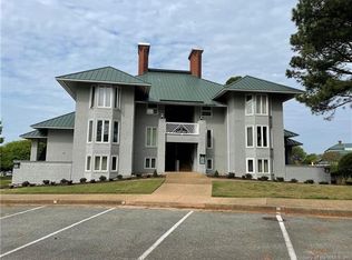 604 Pettus Ordinary #1&2, Williamsburg, VA 23185