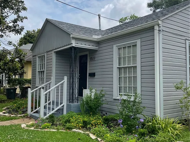 419 N Hodges St — Photo 2