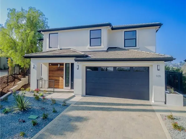 935 N Staley Ln, Los Angeles, CA 90042