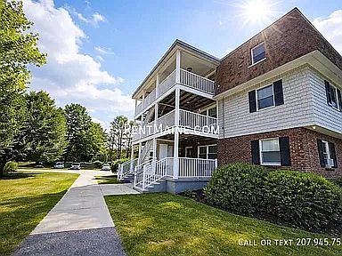 2nd image of 41 River Rd APT B6