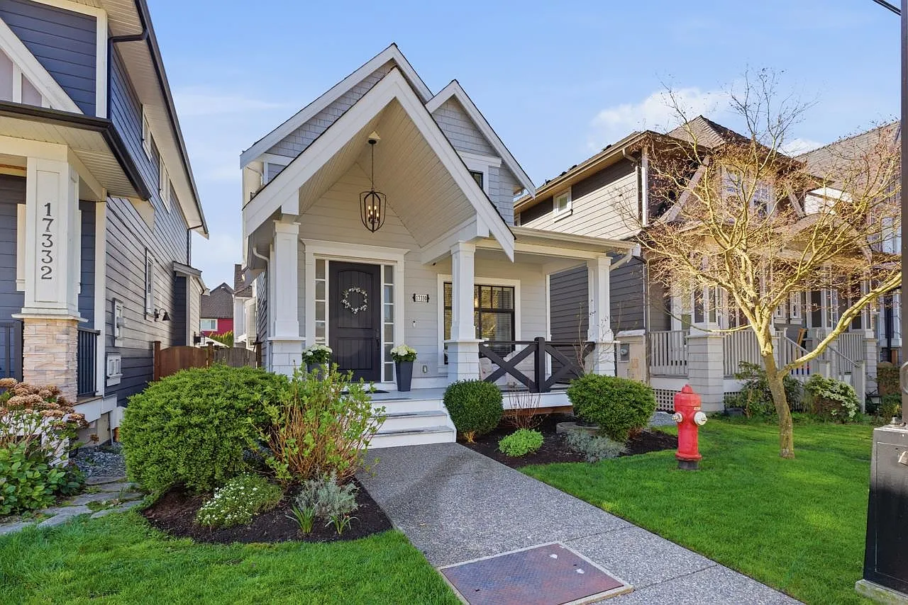 17330 2nd Ave photo 1