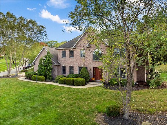 5th image of 3098 Fairfield Ct