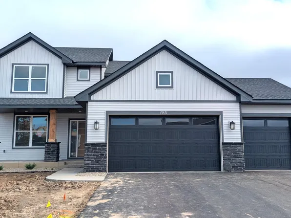 7971 Upper 41st St N, Oakdale, MN 55128