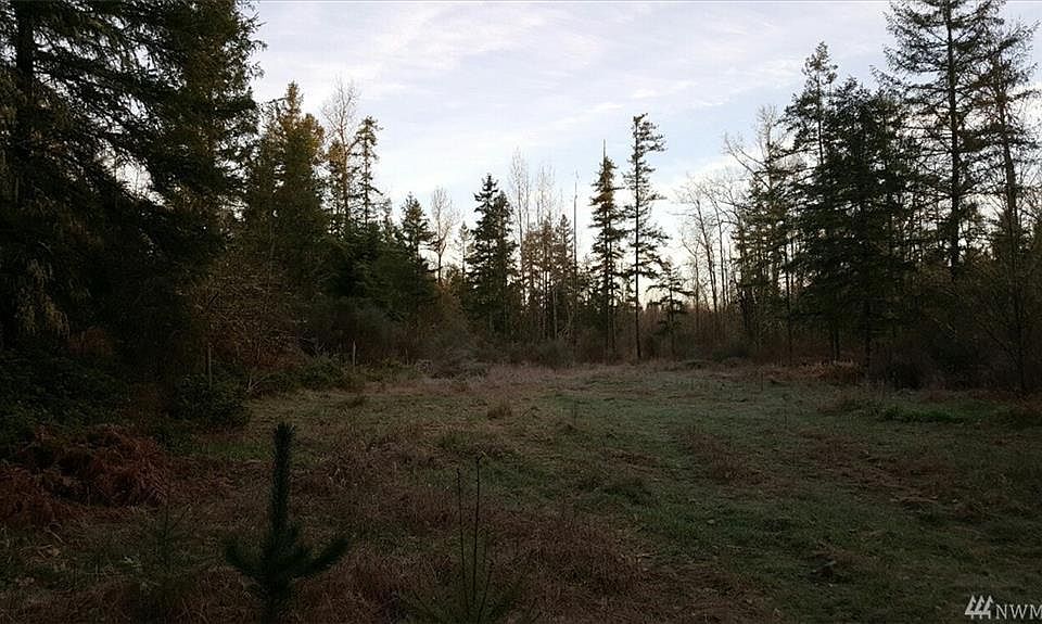 2nd image of 113 358th St E