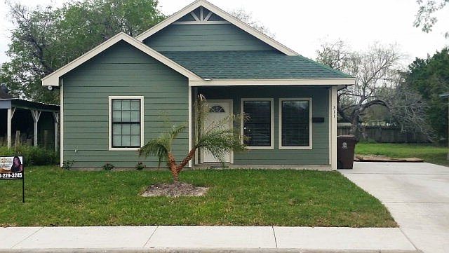 1st image of 311 W Avenue B