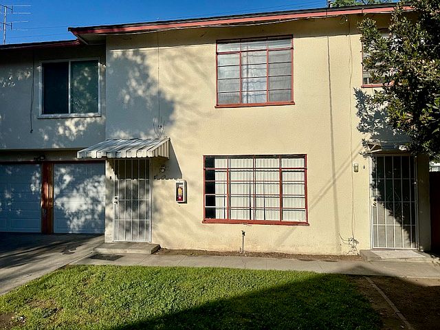 1st image of 1307 N Linden Ave #A