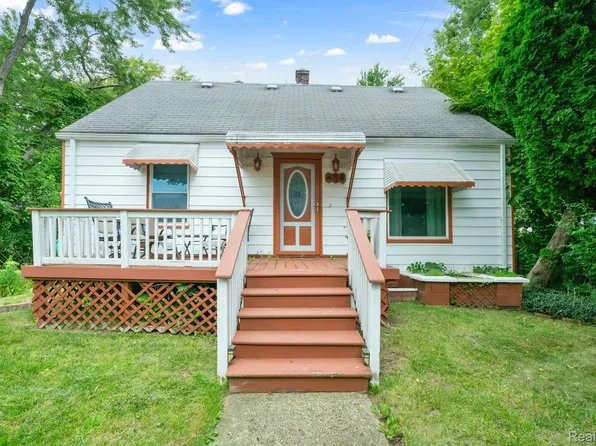 458 Fildew Ave, Pontiac, MI 48341