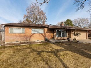 1739 E Moor Dale Ln, Holladay, UT 84117