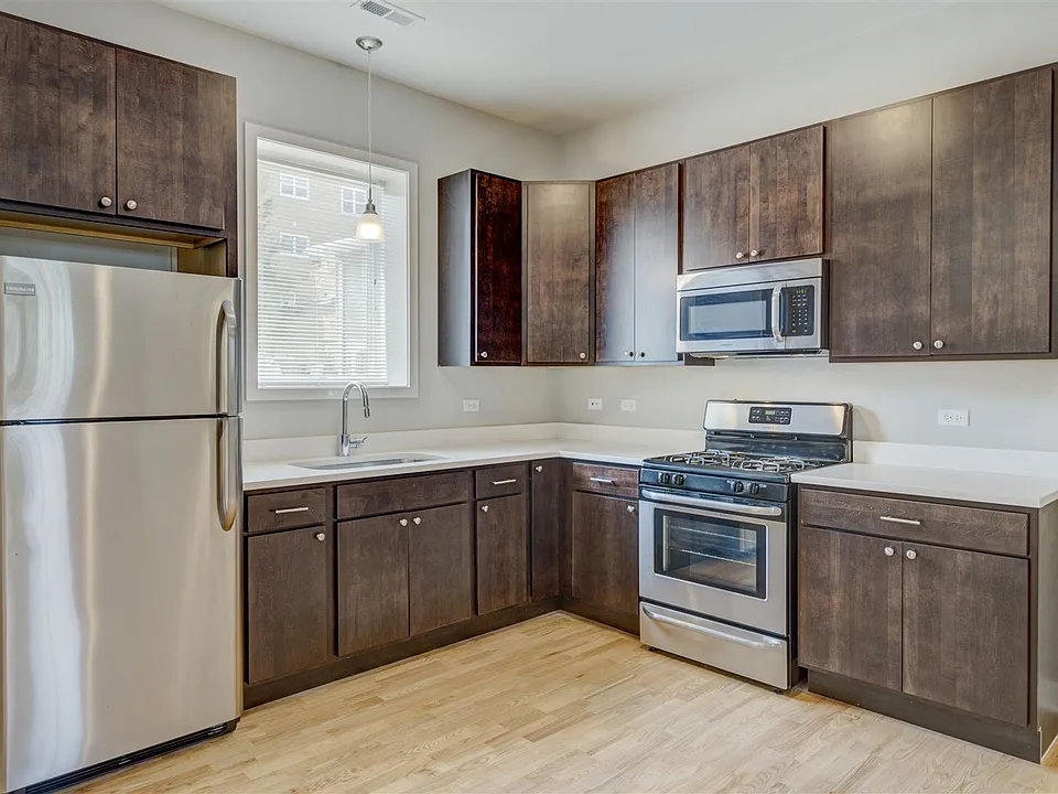 Clark Photo - Kitchen