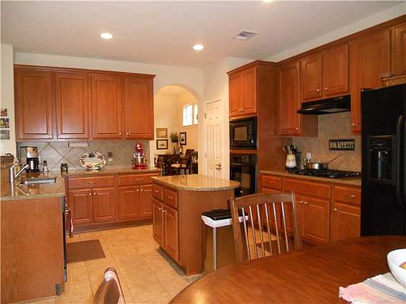 5th image of 7901 Southwest Pkwy Unit 32