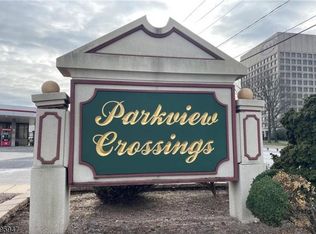 205 Regency Pl, Woodbridge, NJ 07095