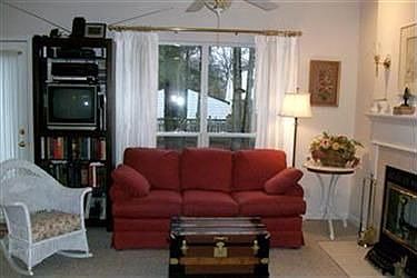 5th image of 8105 Mapleway Dr