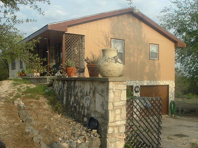 1st image of 443 Bear Creek Dr
