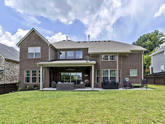 5th image of 2408 Blackberry Ridge Blvd