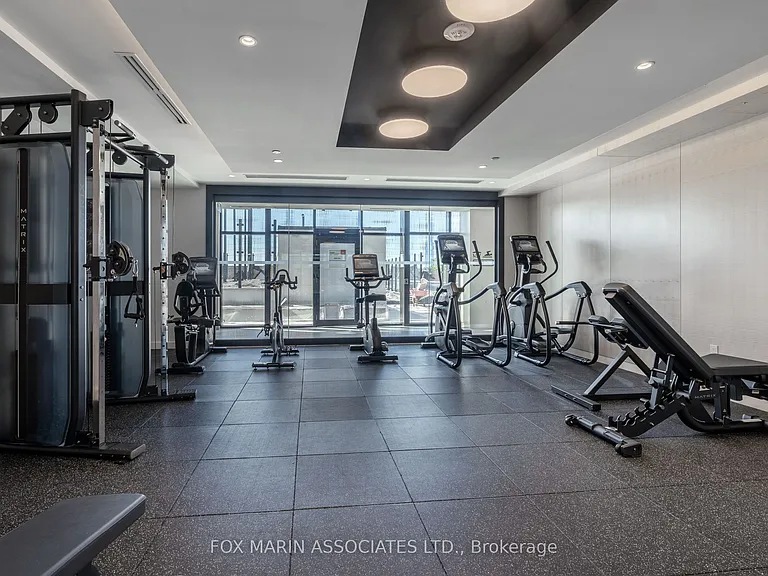 858 Dupont St #806 — Photo 27